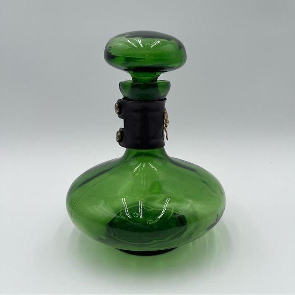 Vintage Green Glass Decanter Leather Lion Head Wrap MCM *READ* - Picture 3 of 11
